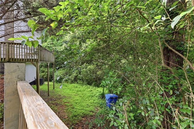820 Magna Carta Drive NW, Atlanta, GA 30318