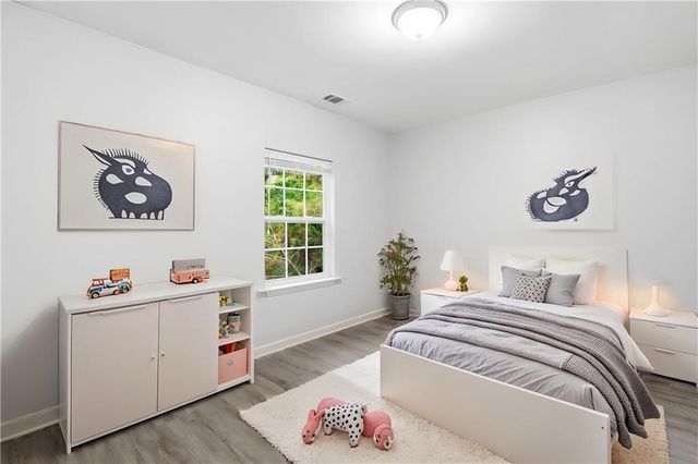 820 Magna Carta Drive NW, Atlanta, GA 30318