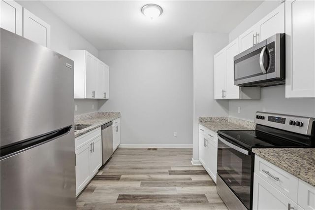 820 Magna Carta Drive NW, Atlanta, GA 30318