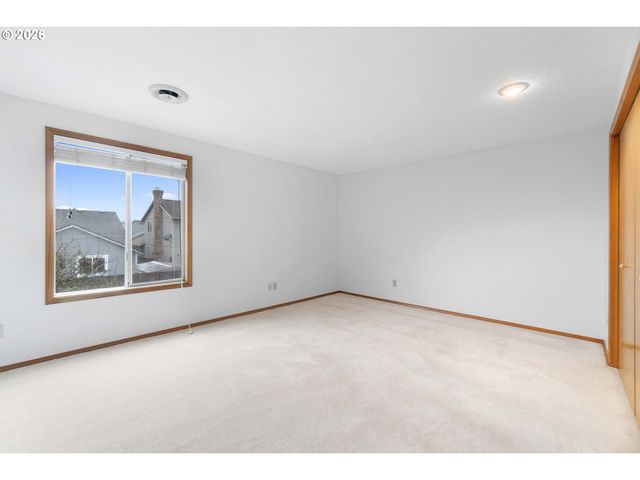 21612 Sw KRISTIN Ct, Beaverton, OR 97003