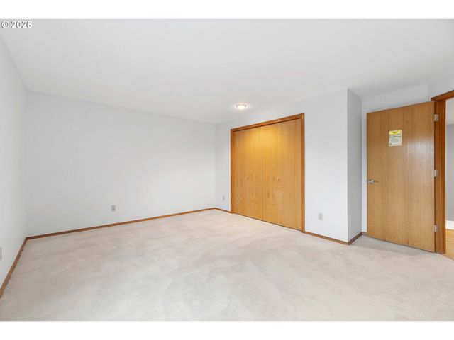 21612 Sw KRISTIN Ct, Beaverton, OR 97003