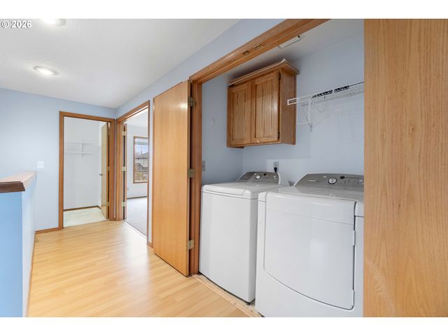 21612 Sw KRISTIN Ct, Beaverton, OR 97003