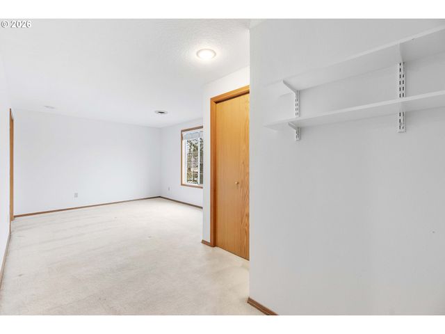 21612 Sw KRISTIN Ct, Beaverton, OR 97003