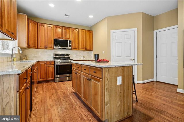 15361 WARM SPRINGS LN, Manassas, VA 20112