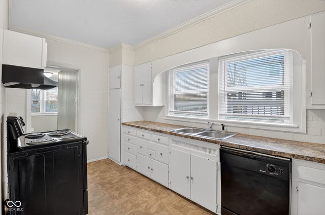 3922 Rookwood Avenue, Indianapolis, IN 46208