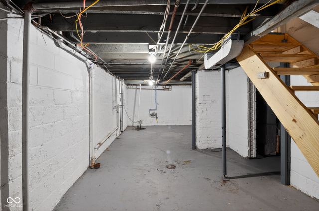 3922 Rookwood Avenue, Indianapolis, IN 46208