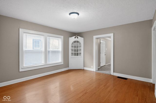 3922 Rookwood Avenue, Indianapolis, IN 46208