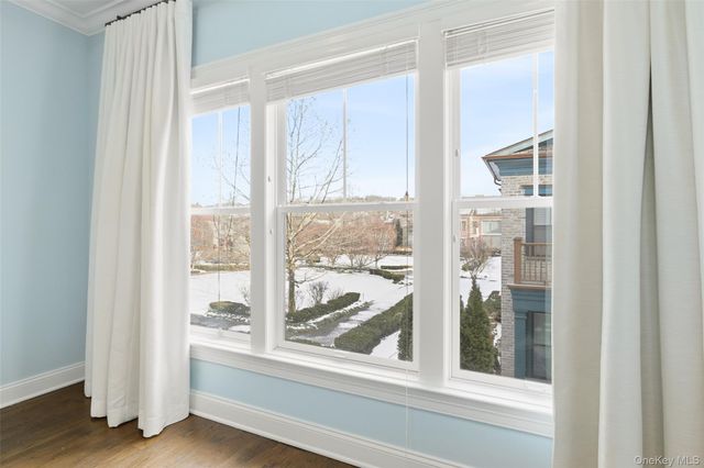 21 Rivers Edge Drive, Tarrytown, NY 10591