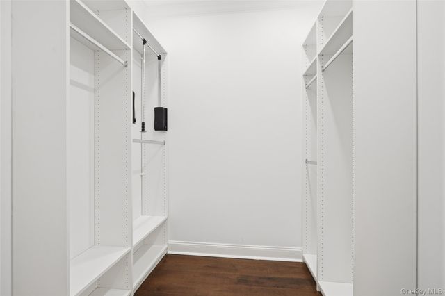 21 Rivers Edge Drive, Tarrytown, NY 10591