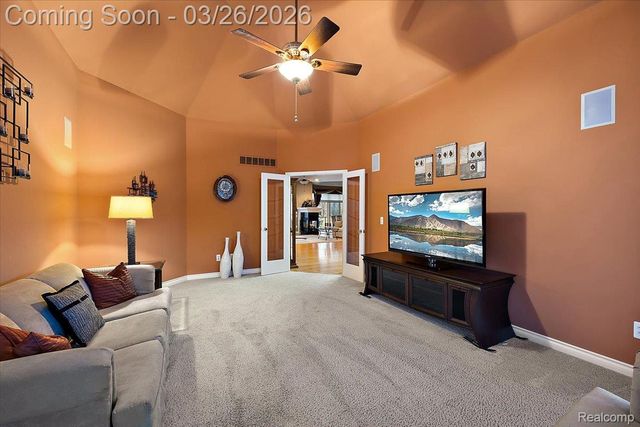 13071 Burningwood Drive, Washington Township, MI 48094