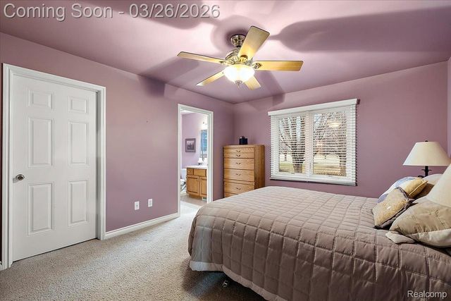 13071 Burningwood Drive, Washington Township, MI 48094