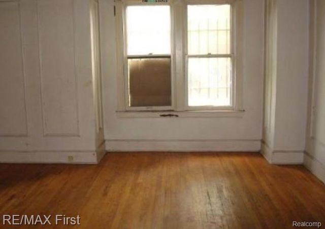 214 Tennyson Street, Highland Park, MI 48203