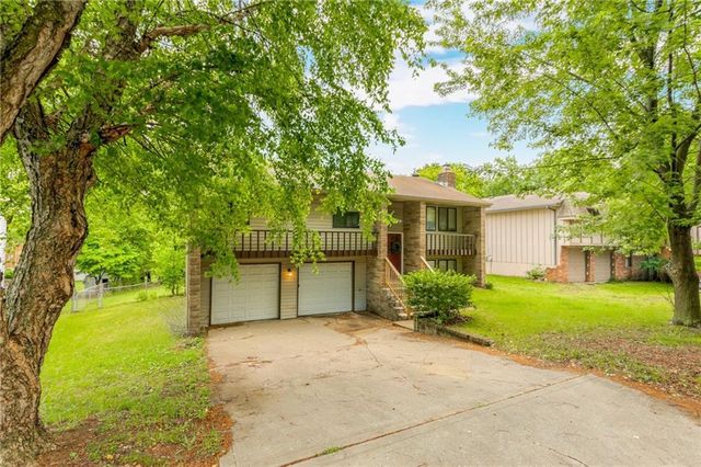 8823 N Walnut Street, Kansas City, MO 64155