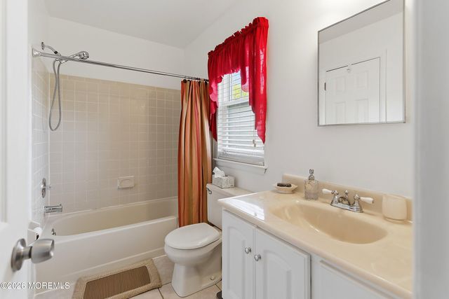34 Jessica Drive, Howell, NJ 07731