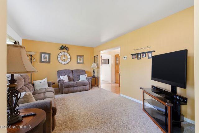 34 Jessica Drive, Howell, NJ 07731