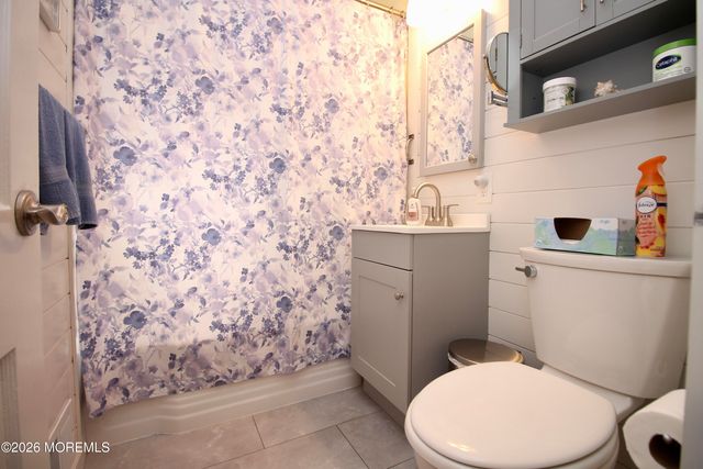 42 Barkalow Avenue, Freehold, NJ 07728