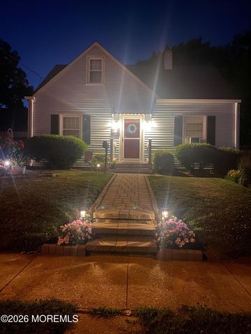 42 Barkalow Avenue, Freehold, NJ 07728