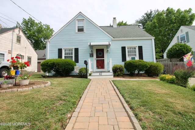 42 Barkalow Avenue, Freehold, NJ 07728