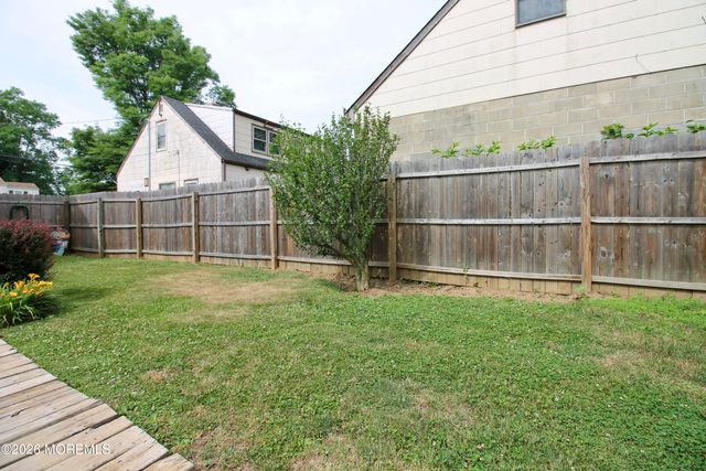 42 Barkalow Avenue, Freehold, NJ 07728