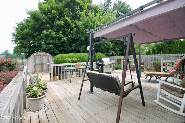 42 Barkalow Avenue, Freehold, NJ 07728