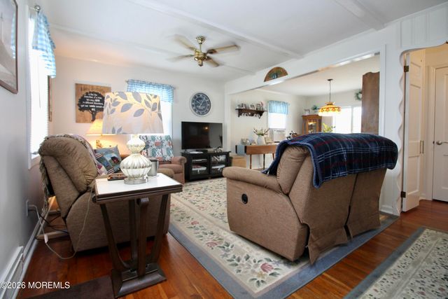 42 Barkalow Avenue, Freehold, NJ 07728