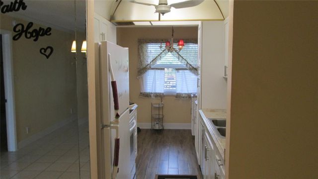 3321 NW 47th Terrace 223, Lauderdale Lakes, FL 33319