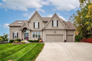 13004 W 74th Terrace, Shawnee, KS 66216