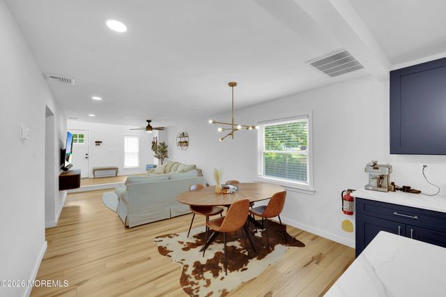 1209 6th Avenue, Manchester, NJ 08759