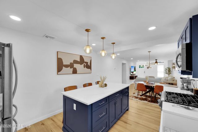 1209 6th Avenue, Manchester, NJ 08759