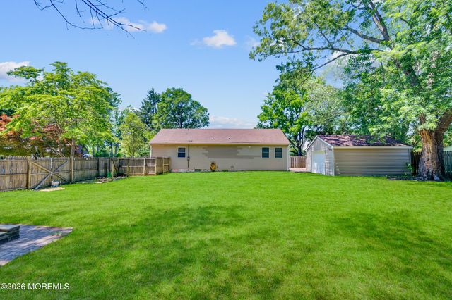 1209 6th Avenue, Manchester, NJ 08759