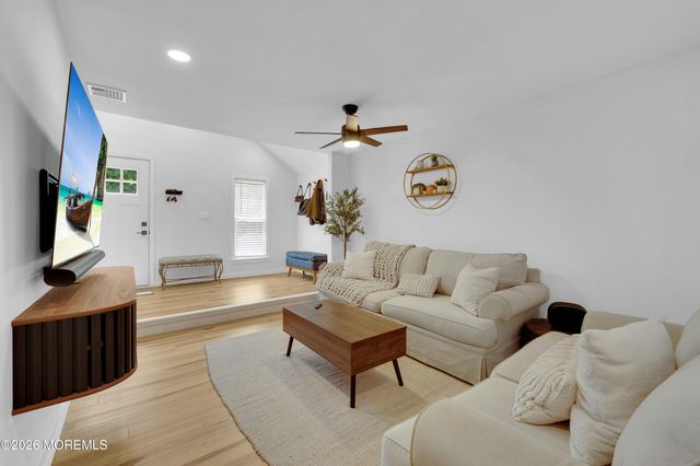 1209 6th Avenue, Manchester, NJ 08759