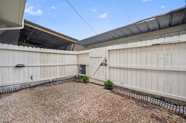 8355 Nairn St, Houston, TX Houst