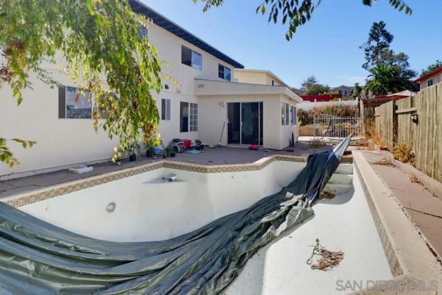 7934 Blossom Ln, Lemon Grove, CA 91945