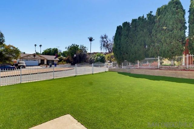 7934 Blossom Ln, Lemon Grove, CA 91945