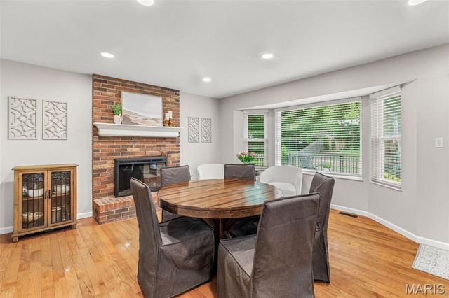 218 Aspen Village Drive, Ellisville, MO 63021