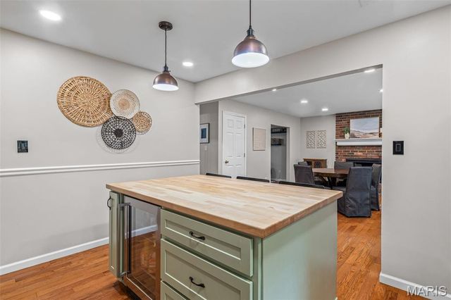 218 Aspen Village Drive, Ellisville, MO 63021