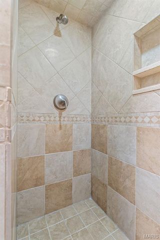 218 Aspen Village Drive, Ellisville, MO 63021