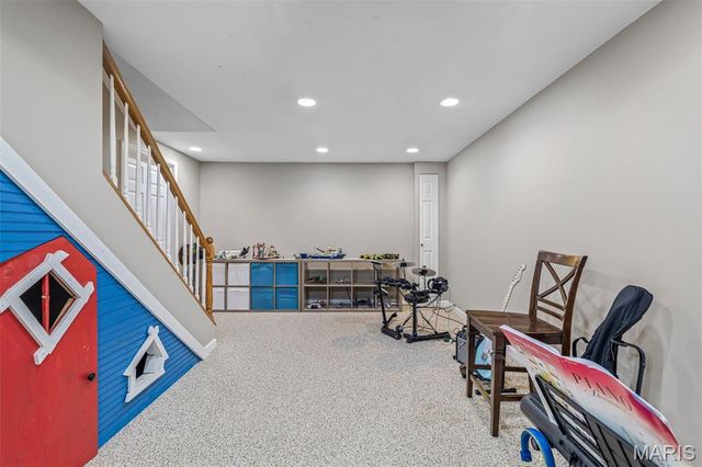 218 Aspen Village Drive, Ellisville, MO 63021