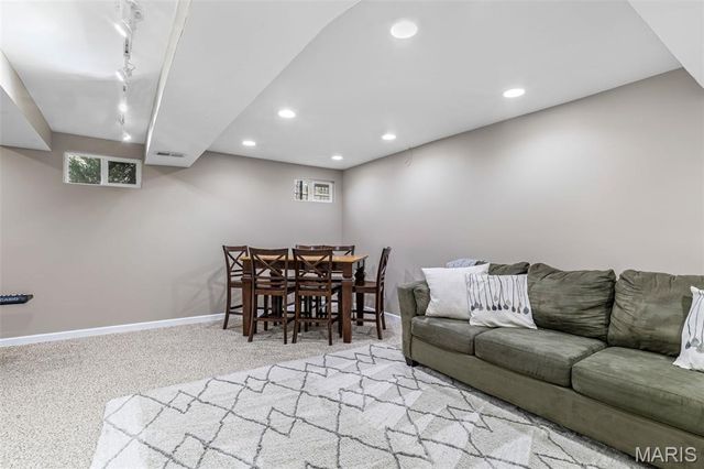 218 Aspen Village Drive, Ellisville, MO 63021