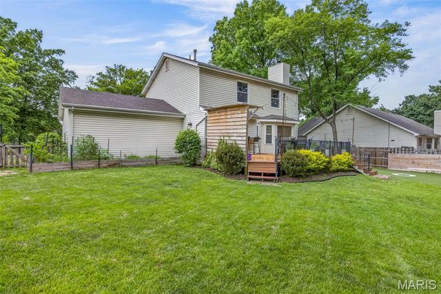218 Aspen Village Drive, Ellisville, MO 63021