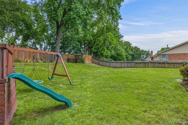 218 Aspen Village Drive, Ellisville, MO 63021