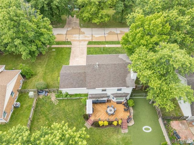 218 Aspen Village Drive, Ellisville, MO 63021