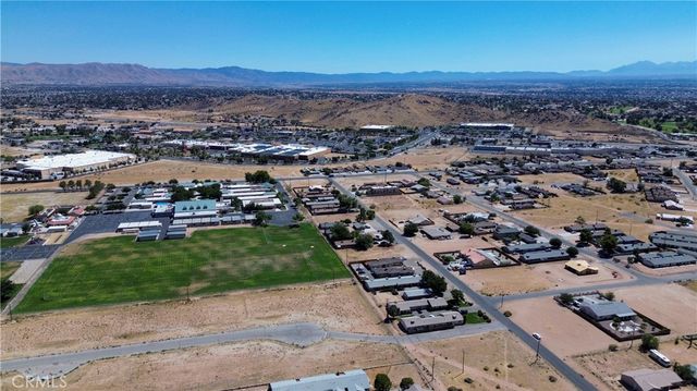 1 Wanaque Road, Apple Valley, CA 92307