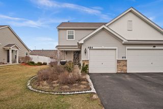 684 Vine Street, Hampshire, IL 60140