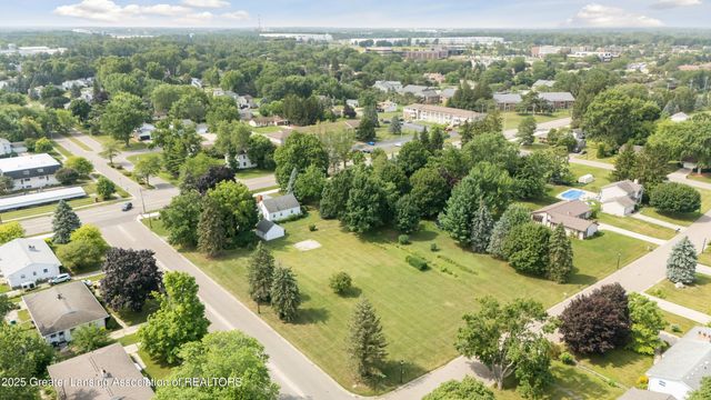 5538 W St Joe Highway, Lansing, MI 48917