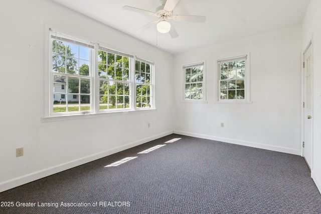 5538 W St Joe Highway, Lansing, MI 48917