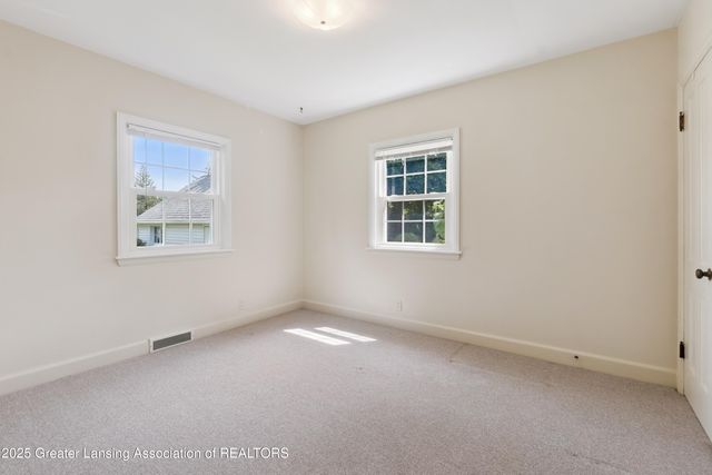 5538 W St Joe Highway, Lansing, MI 48917