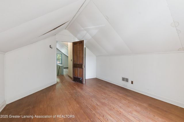 5538 W St Joe Highway, Lansing, MI 48917