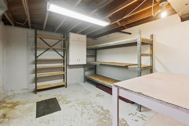 5538 W St Joe Highway, Lansing, MI 48917