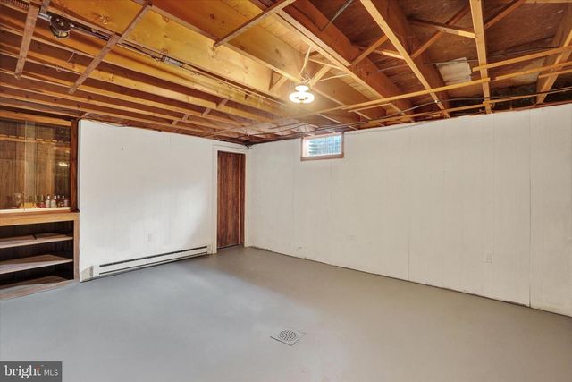 3967 BAHN AVE, York, PA 17408